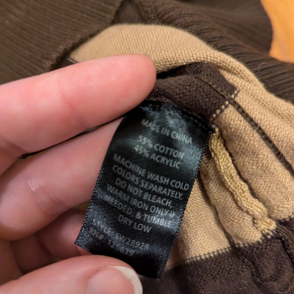 Striped V-neck Yoki sweater top with hip and sleeve accents - Picture 3 of 3